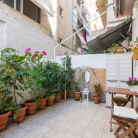 Classic And Modern In Apartamento